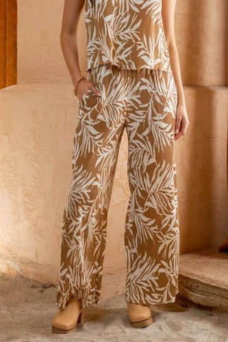 Palm Print Plisse Dress Pants